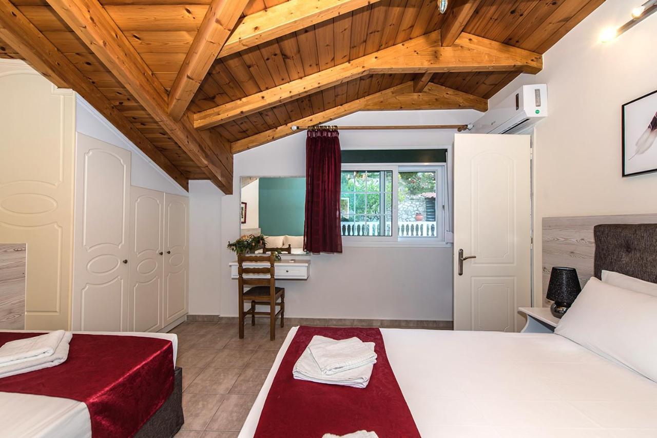 Andretina Sea View Apartments チィリヴィ エクステリア 写真