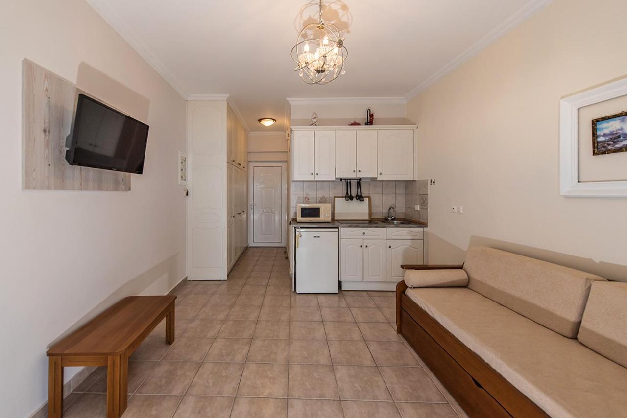 Andretina Sea View Apartments チィリヴィ エクステリア 写真