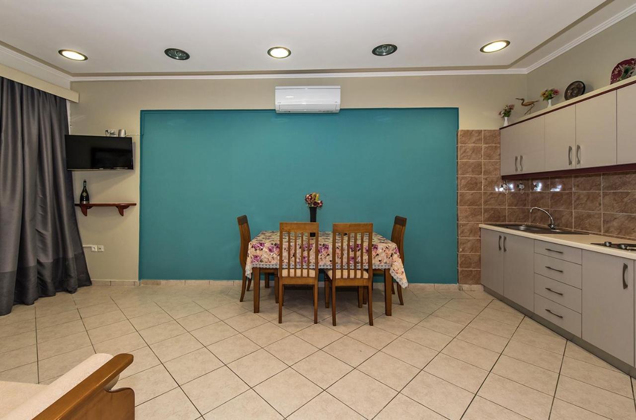 Andretina Sea View Apartments チィリヴィ エクステリア 写真