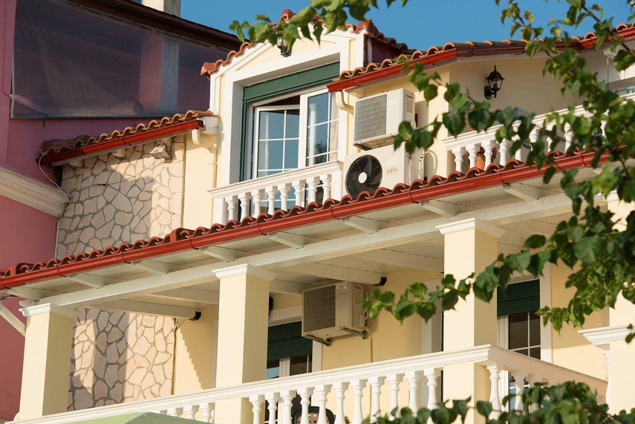 Andretina Sea View Apartments チィリヴィ エクステリア 写真