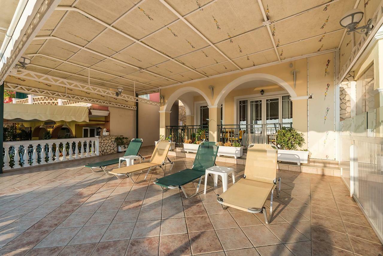 Andretina Sea View Apartments チィリヴィ エクステリア 写真