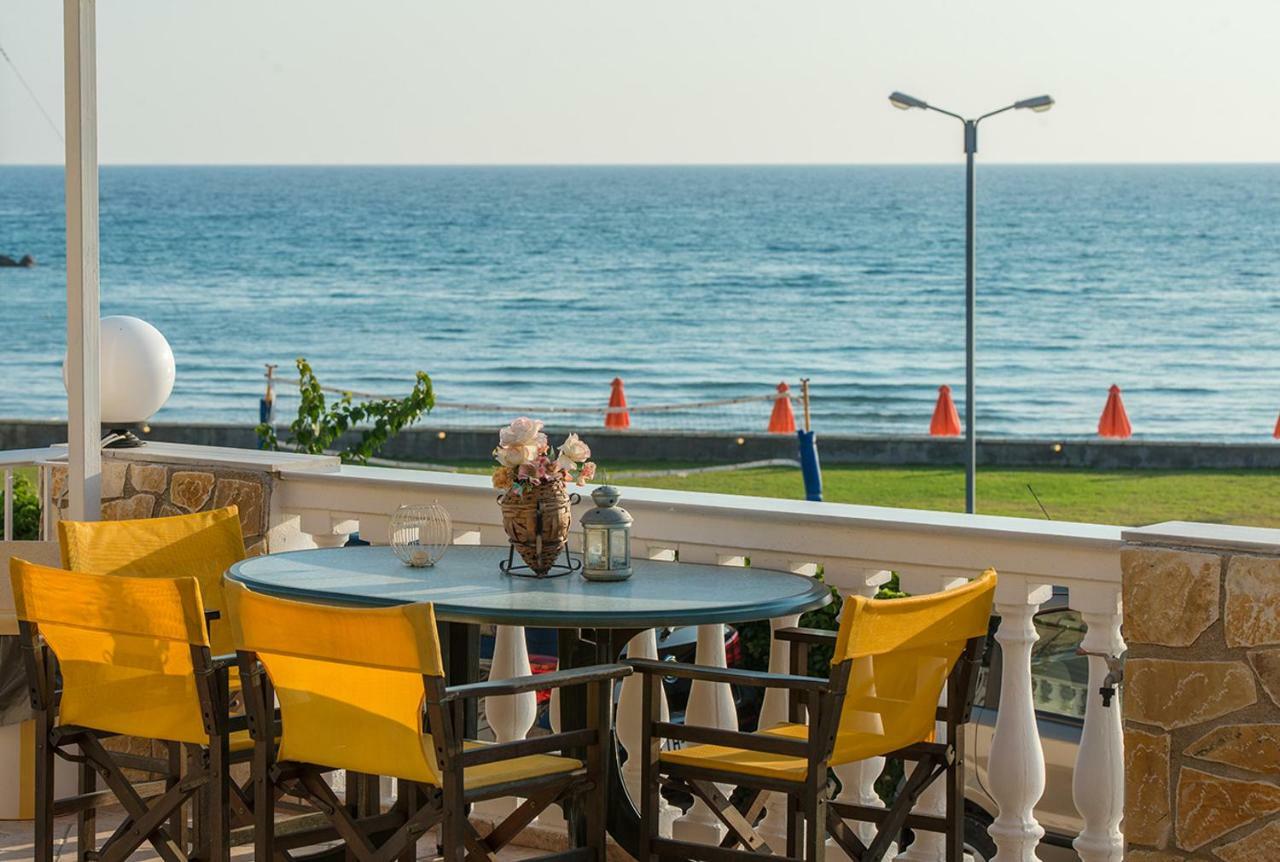 Andretina Sea View Apartments チィリヴィ エクステリア 写真