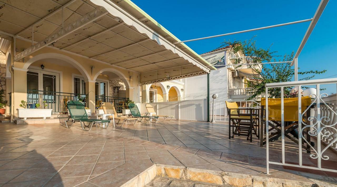 Andretina Sea View Apartments チィリヴィ エクステリア 写真