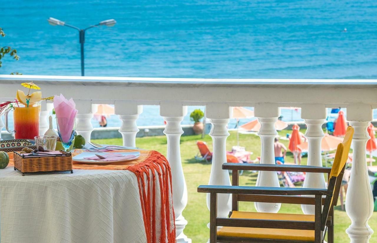 Andretina Sea View Apartments チィリヴィ エクステリア 写真
